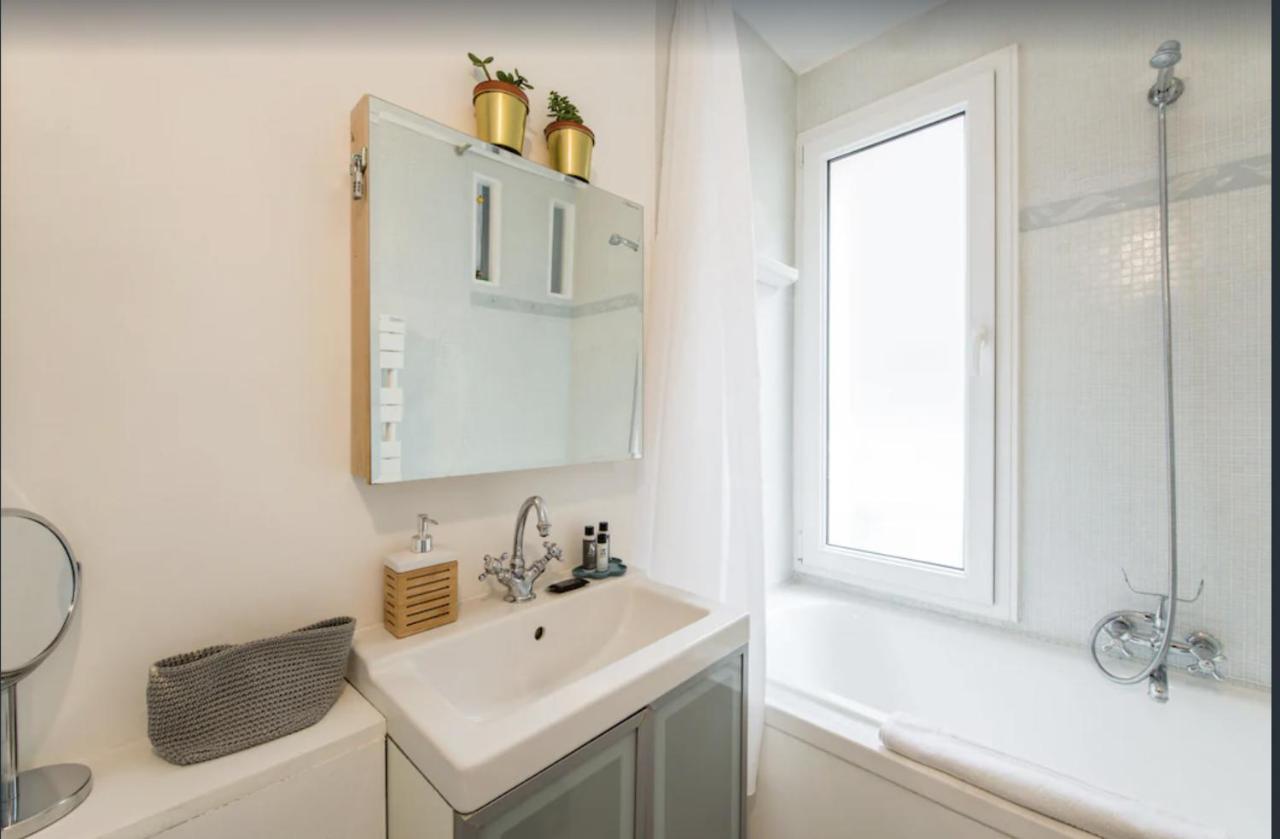 Paris Petit Appartement Lumineux Et Atypique Dış mekan fotoğraf